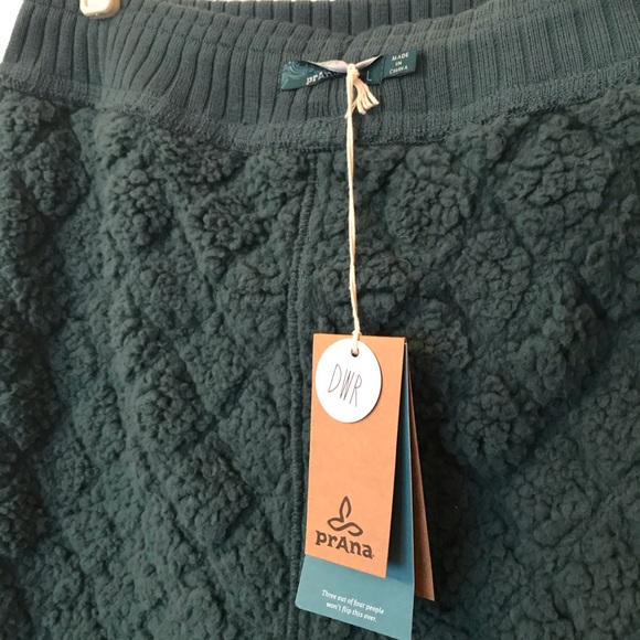 SOLD NWT Prana Quilted Diva Skirt Balsam Large - Picture 11 of 11